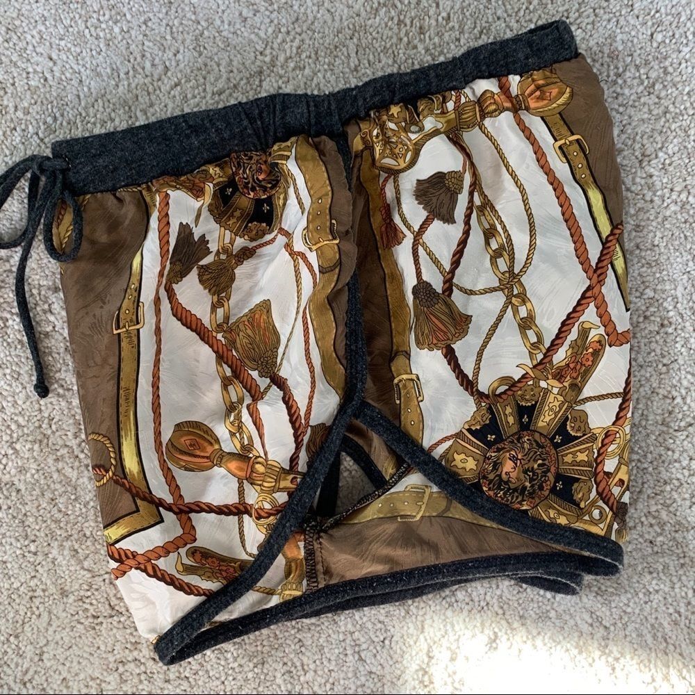 Handmade vintage silk scarf shorts JP size medium - Picture 2 of 5